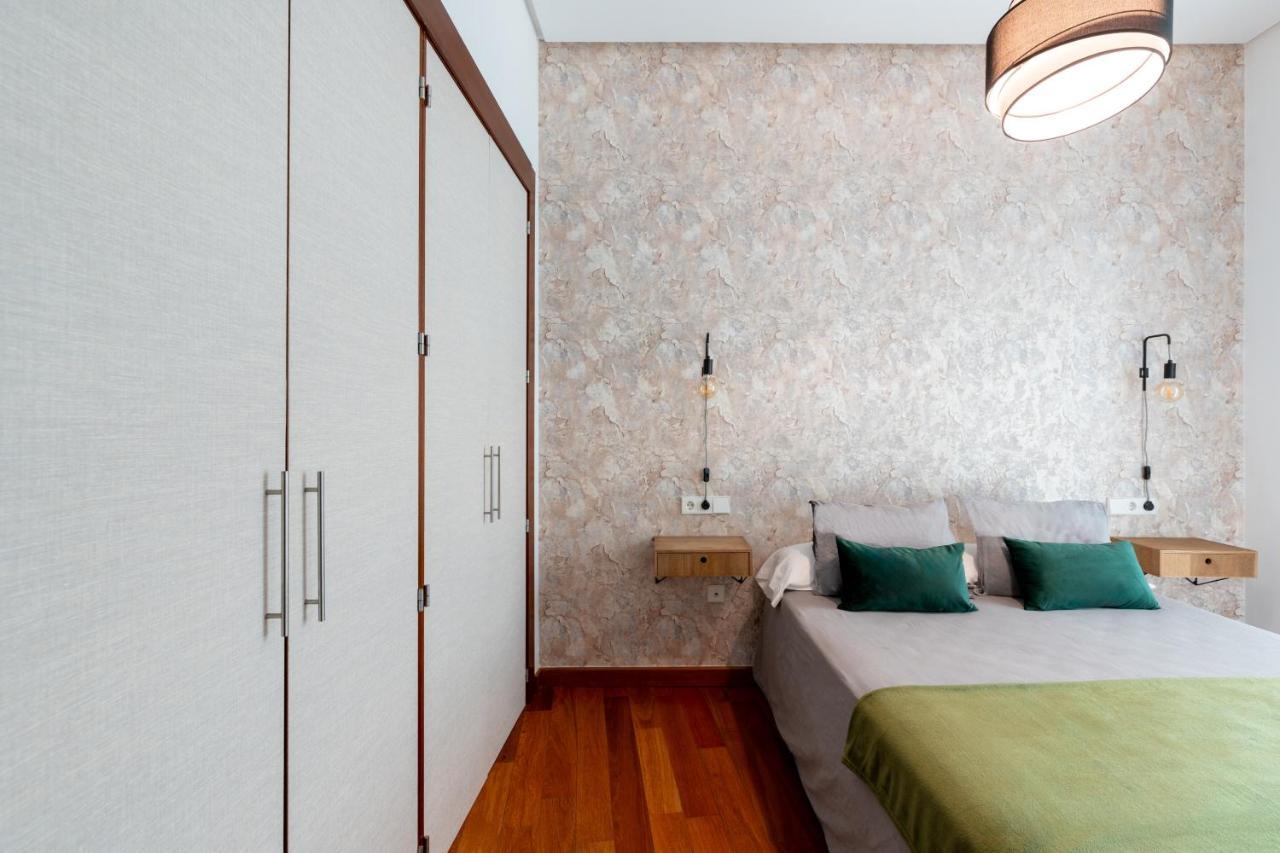 Ry Aparcamiento Incluido Junto A Catedral Ideal Parejas Seville Ngoại thất bức ảnh