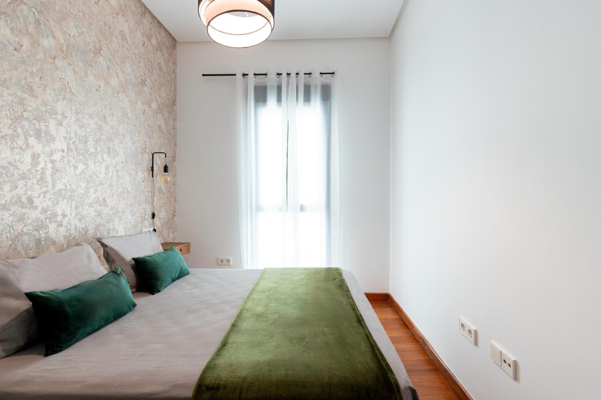 Ry Aparcamiento Incluido Junto A Catedral Ideal Parejas Seville Ngoại thất bức ảnh